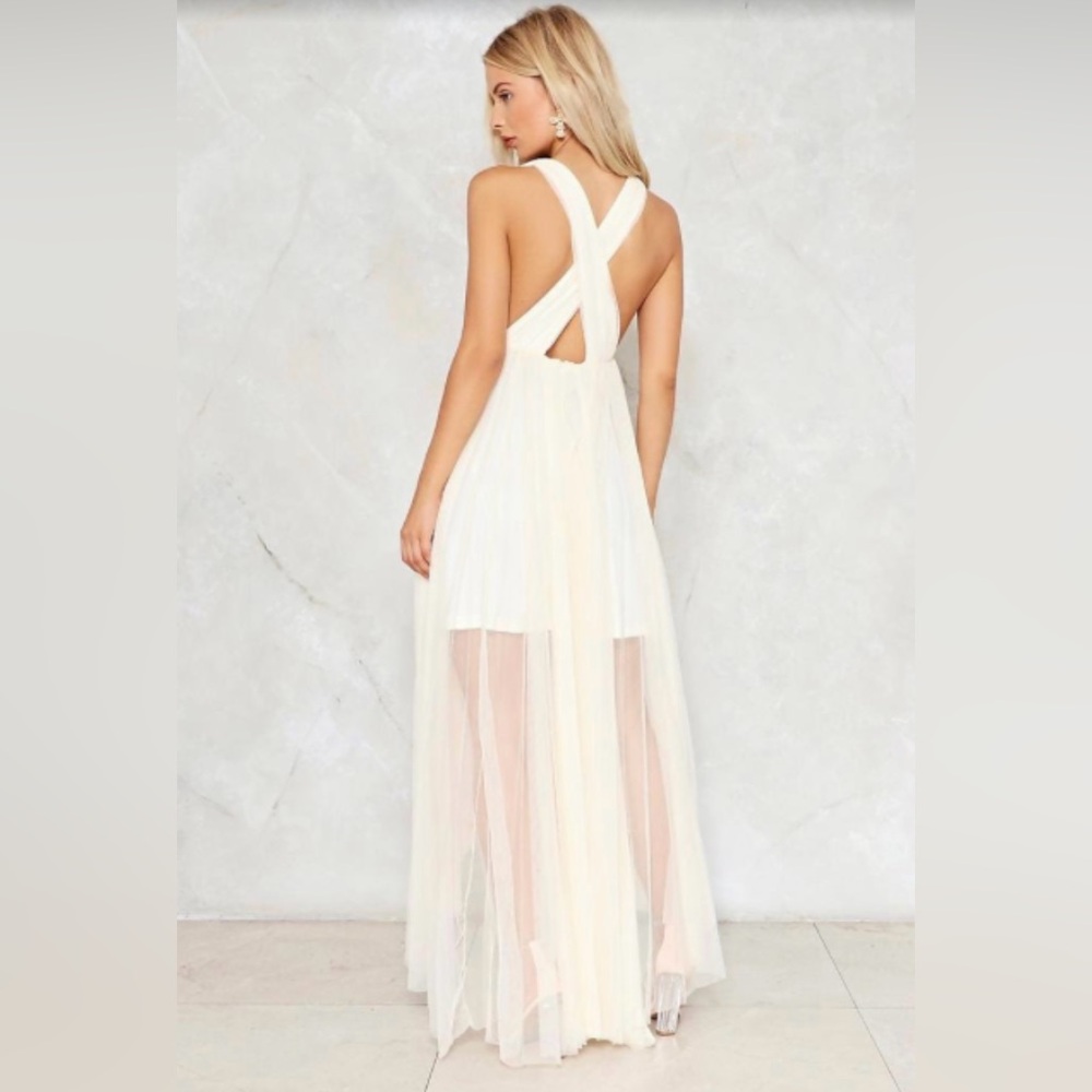 Nasty Gal Pleated Mesh Cross Back Dress NWT!

Size Small